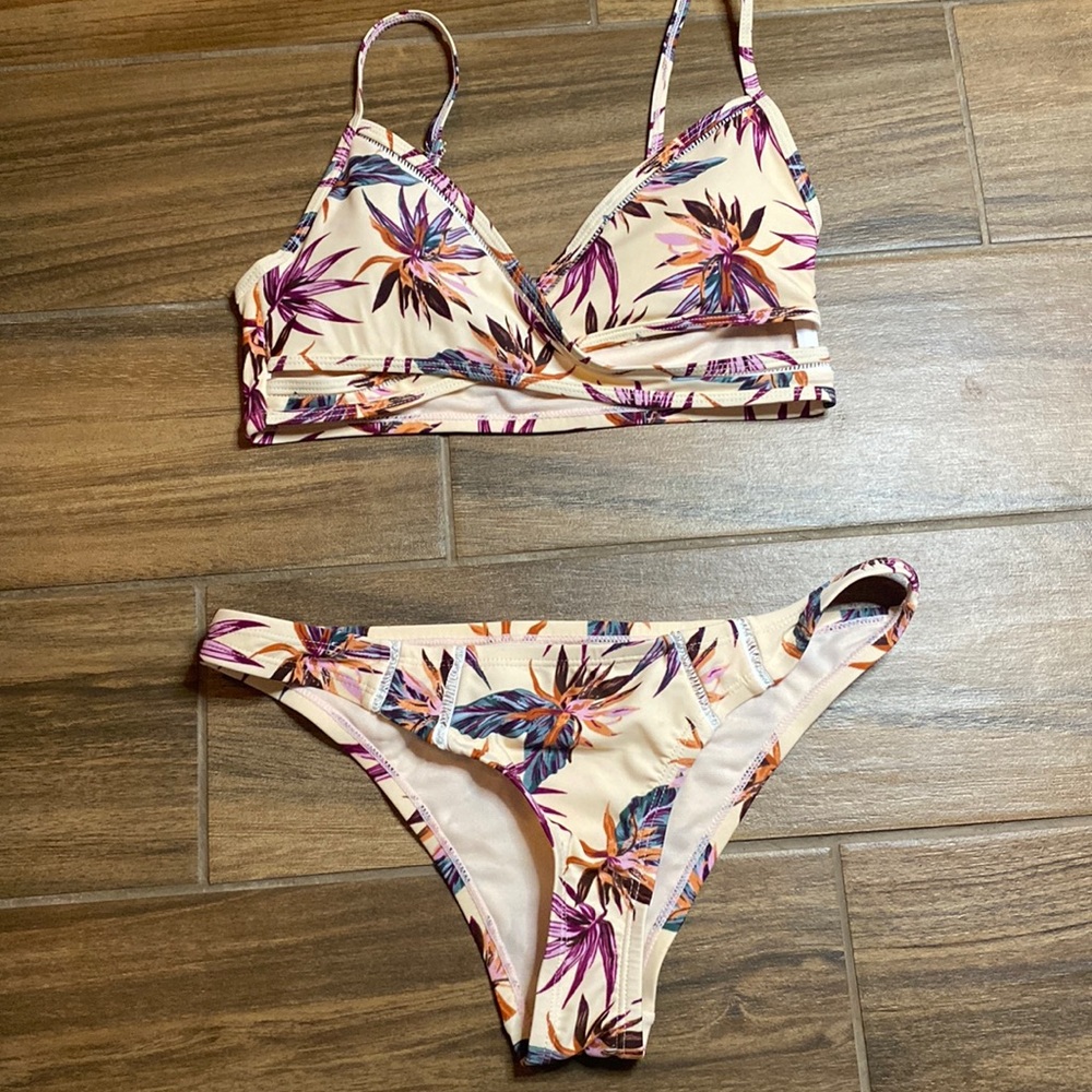 Cabana de‎ Sol bikini
